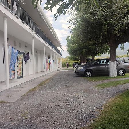 Michalos Apartments Paralia Skotinis Luaran gambar
